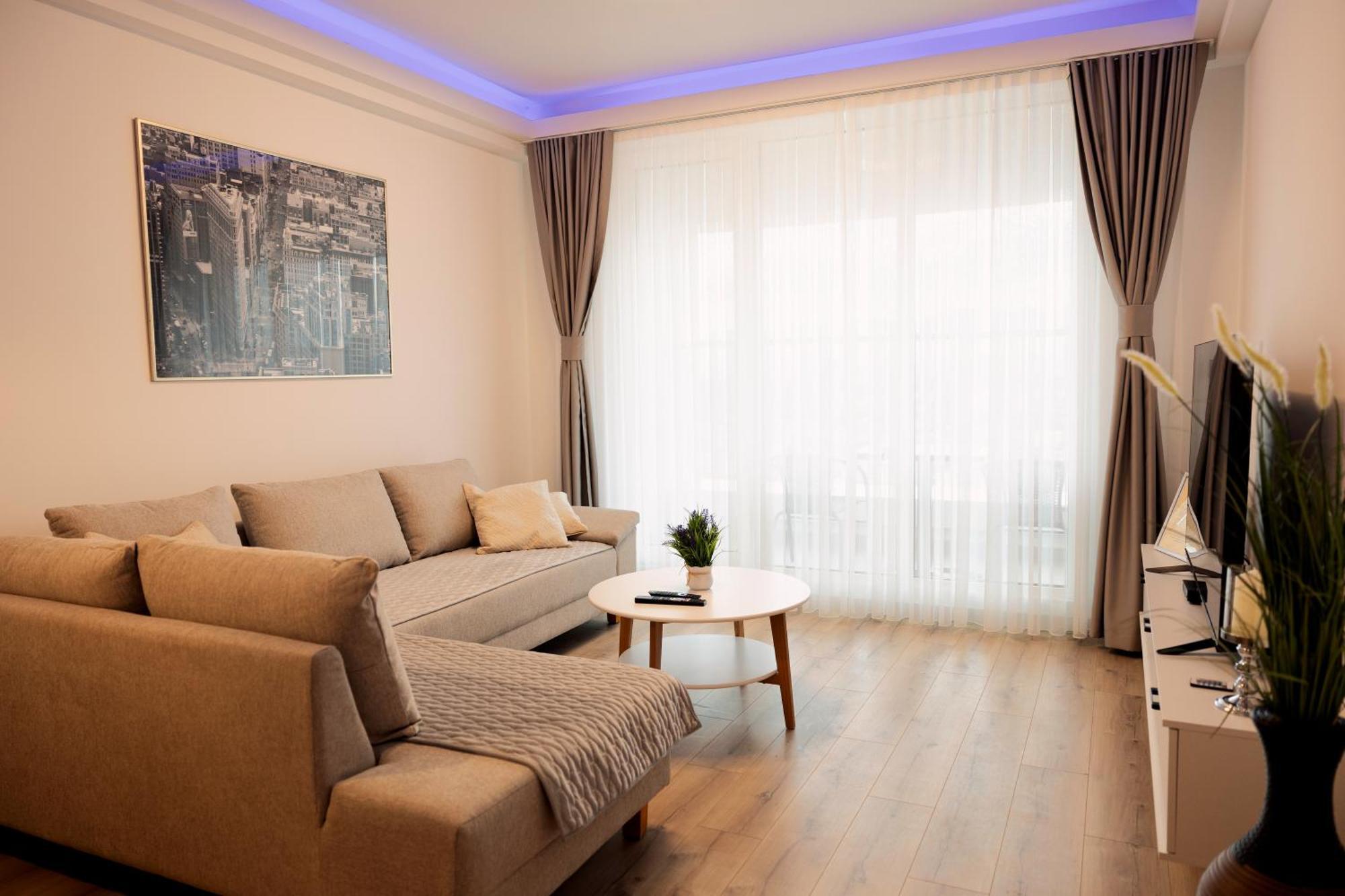 33rd Floor Twin In Cevahir Sky Complex With Pool, Spa, Fitness And Parking Included In Price Apartament