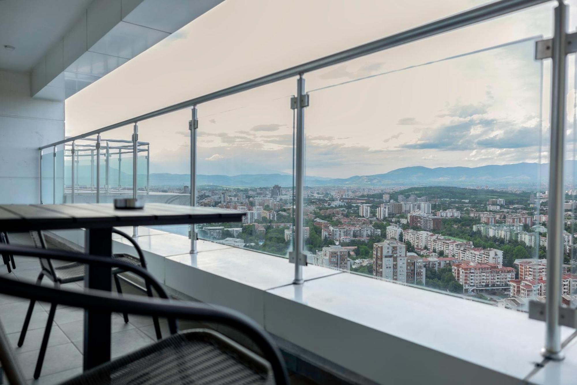 33rd Floor Twin In Cevahir Sky Complex With Pool, Spa, Fitness And Parking Included In Price *