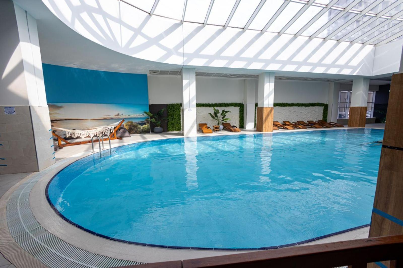 33rd Floor Twin In Cevahir Sky Complex With Pool, Spa, Fitness And Parking Included In Price Apartament Skopje